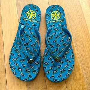 COPY - Tory Burch flip flops